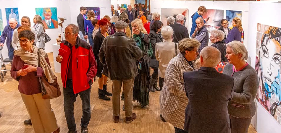 Viele Künstlergespräche